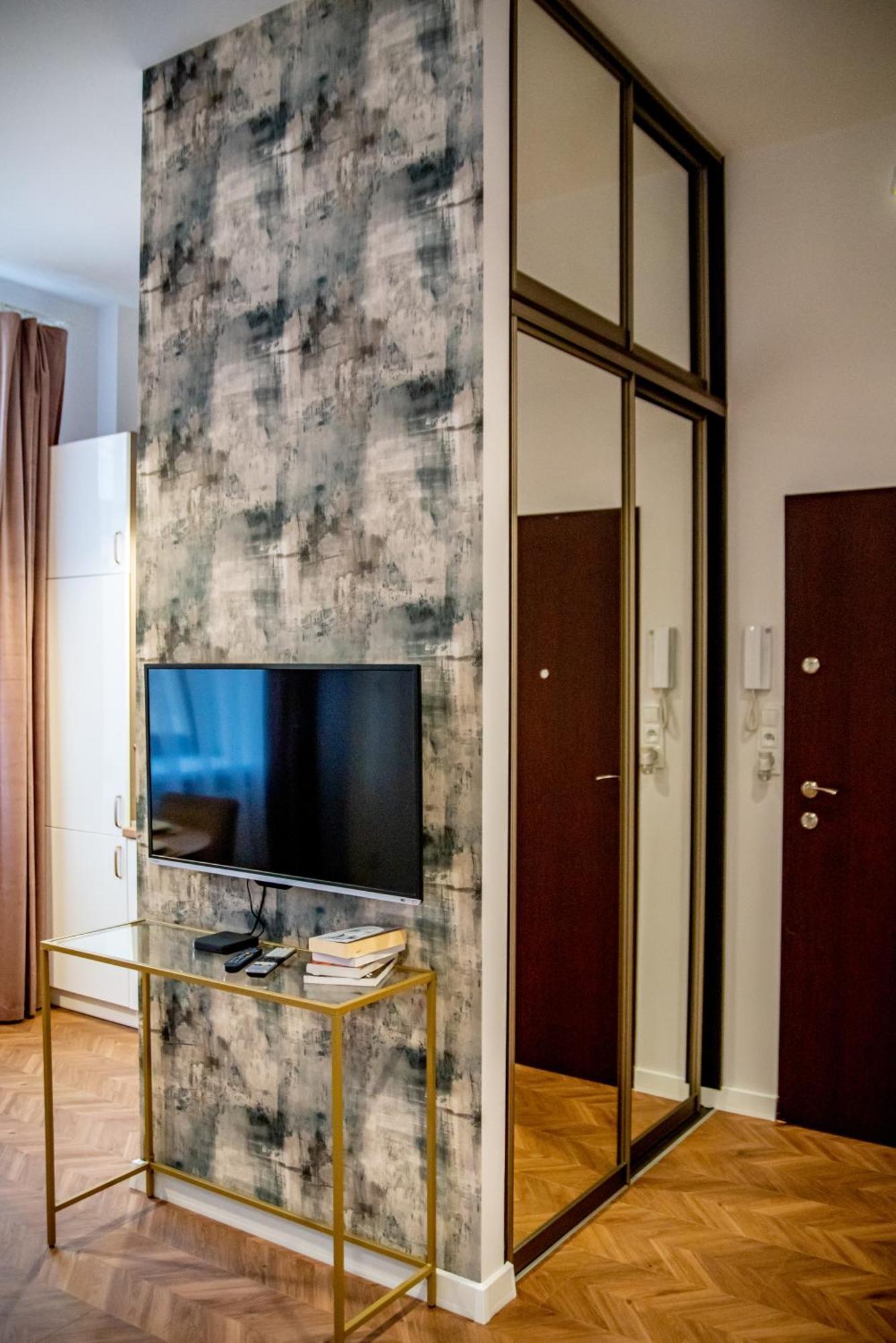 Apartments Czestochowa - Sloneczna Kamienica Luaran gambar
